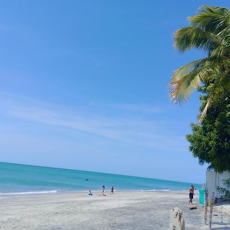 Taca Tucan Hostel 普拉亚布兰卡 外观 照片